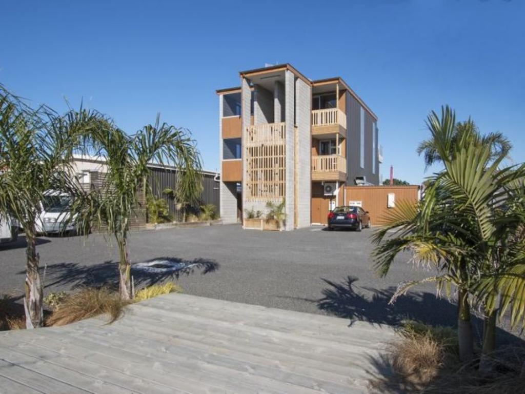 In The Heart Of The Beach Waihi Bilik gambar